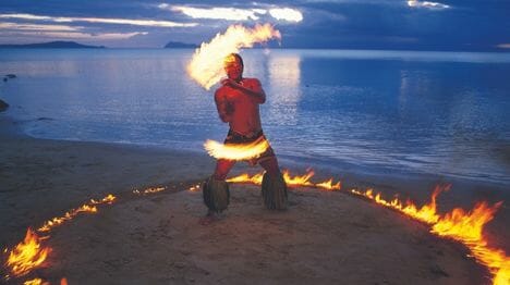 traditional-fire-show-in-samoa