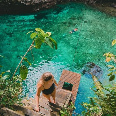 my-samoa-laura-looking-down-the-ladder-at-the-tu-sua-ocean-trench